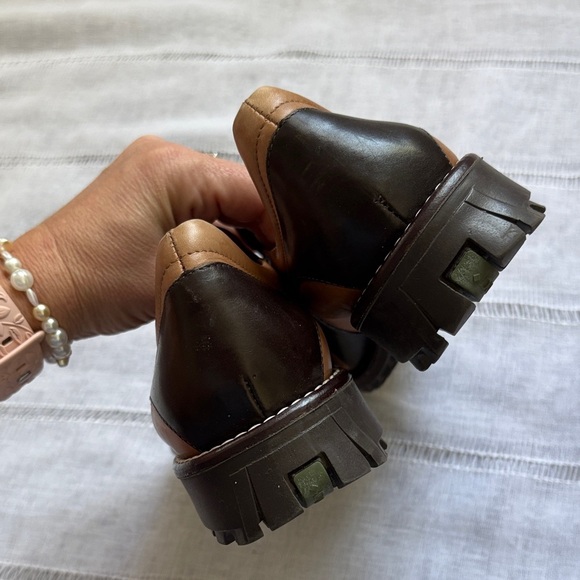 Donald J. Pliner Tan Leather Women's Loafer - Picture 13 of 15